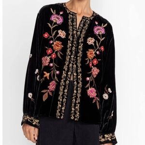 Johnny was Quinn Velvet Mandarin   blouse